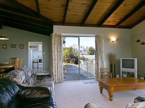 Golders Heights - Taupo Holiday Home Exterior foto