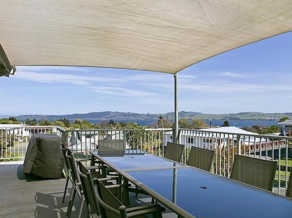 Golders Heights - Taupo Holiday Home Exterior foto
